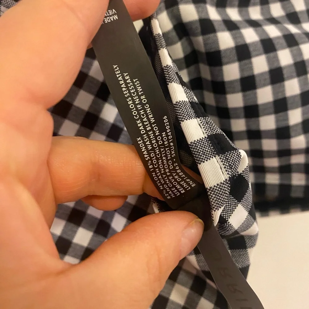 Torrid pinup black bikini top - Picture 4 of 6